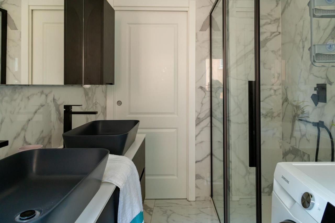 La Preziosa Apartment - By Host4U Pavia Dış mekan fotoğraf