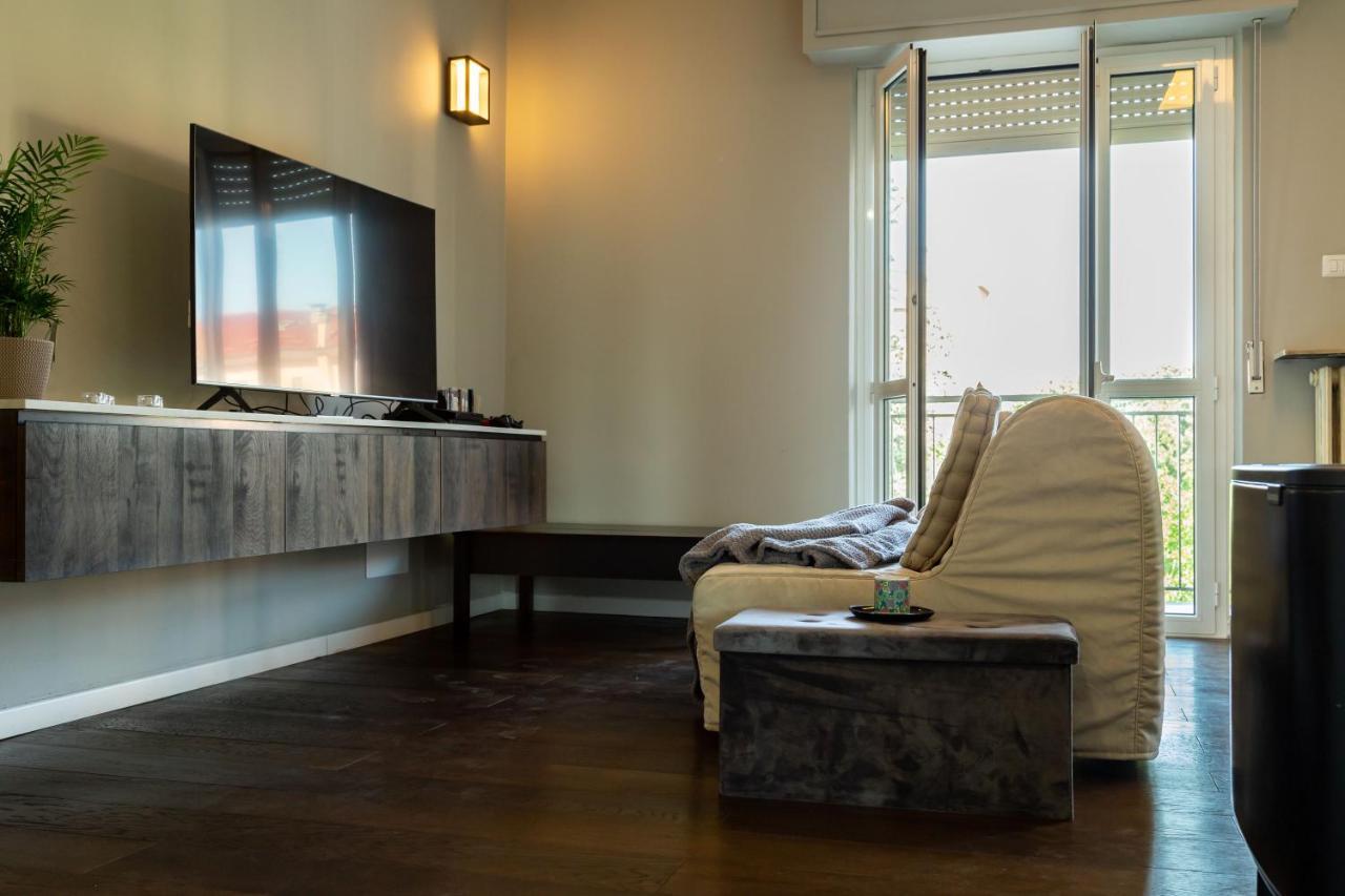 La Preziosa Apartment - By Host4U Pavia Dış mekan fotoğraf